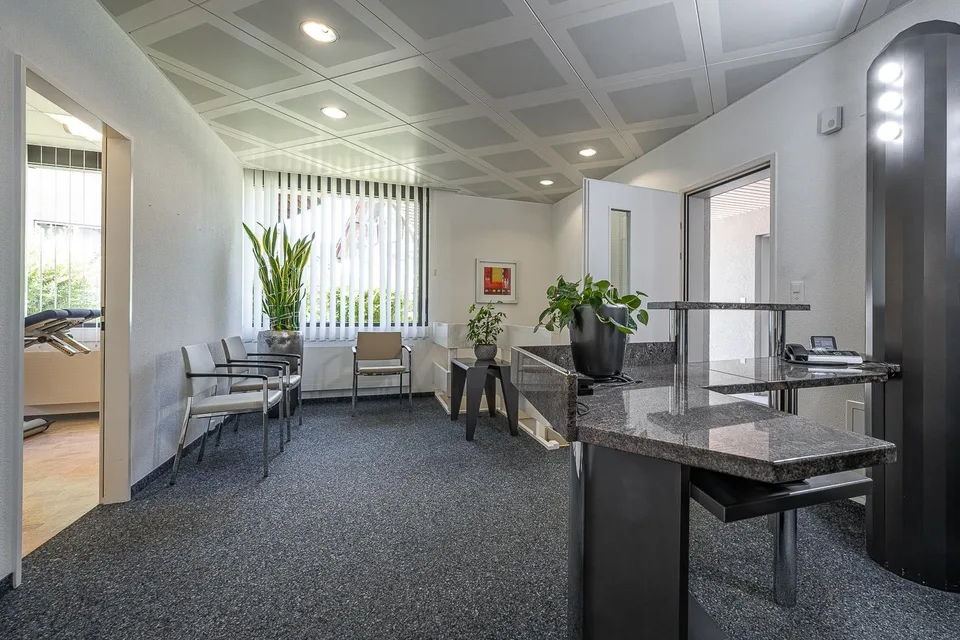 Vielseitige Fläche mit Potenzial zur attraktiven Wohnung