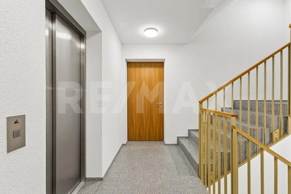 Modernes Wohnen am Eibach mit sonniger Loggia
