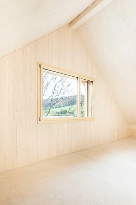 NEUES 6.5-Zimmer-Einfamilienhaus am See