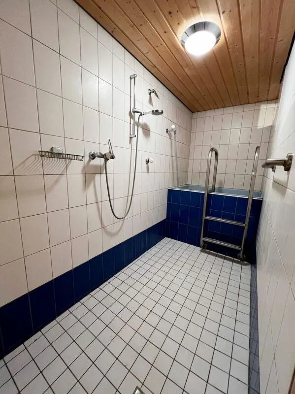 5-Zimmer-Einfamilienhaus mit Garage