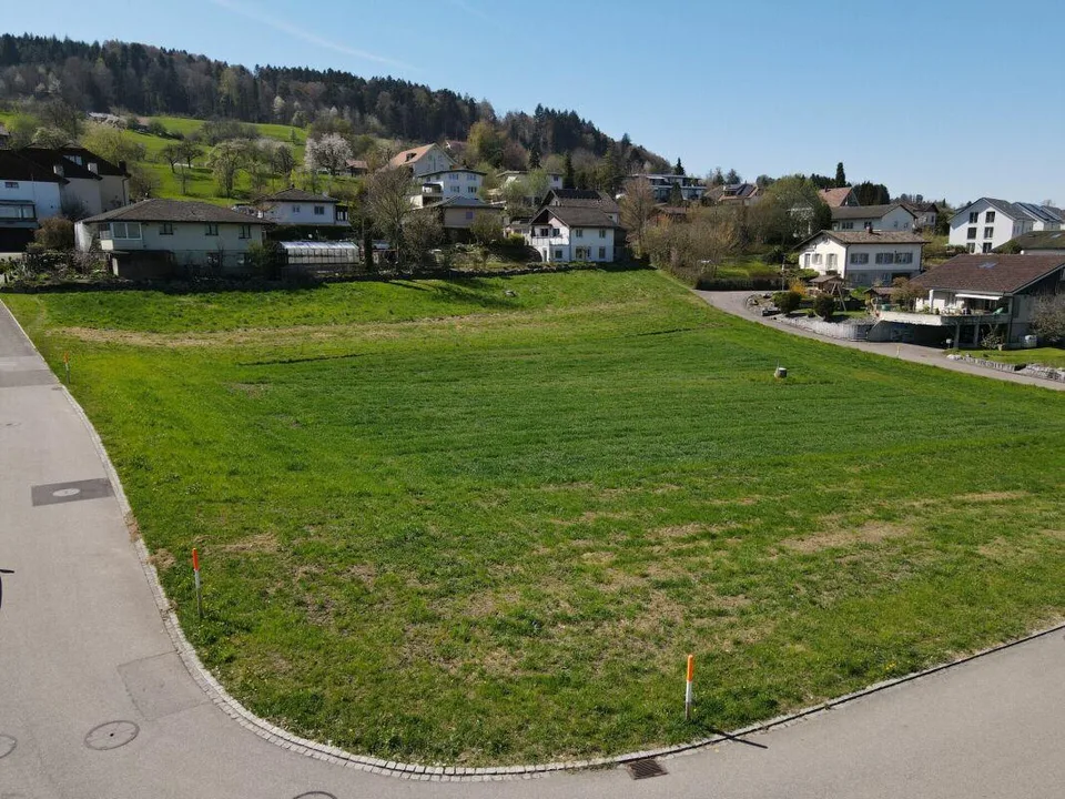 4592 m2 BAULAND Heinimoos an ruhiger Lage