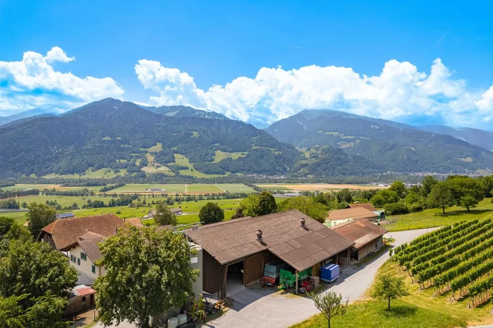 Baulandparzelle in Jenins mit Sonne, Ruhe und Weitsicht