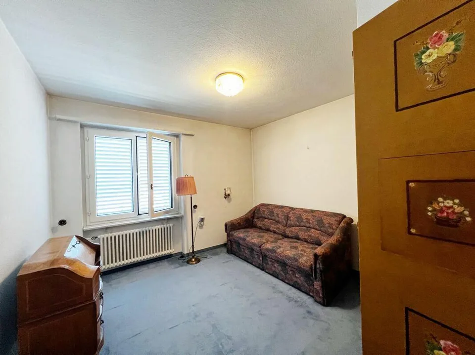 Charaktervolles Einfamilienhaus mit wertvoller Baulandreserve