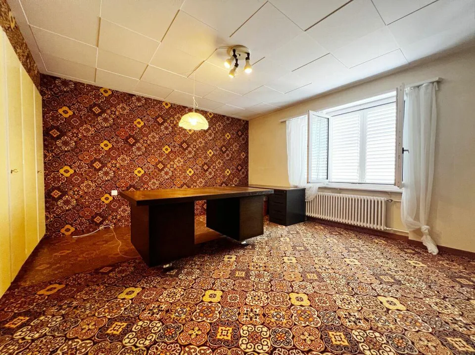 Charaktervolles Einfamilienhaus mit wertvoller Baulandreserve