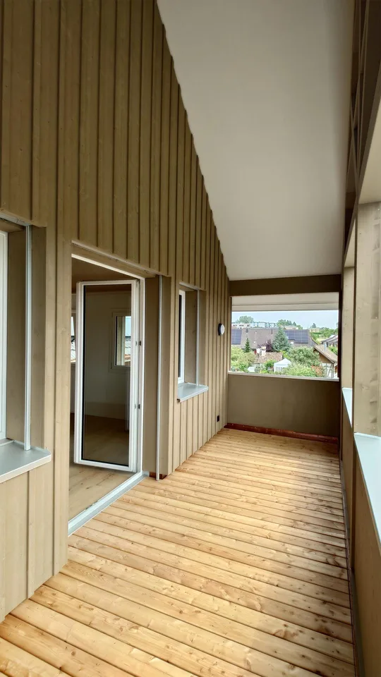 Erstbezug – modernes Loft mit grosszügiger Loggia und viel Natur