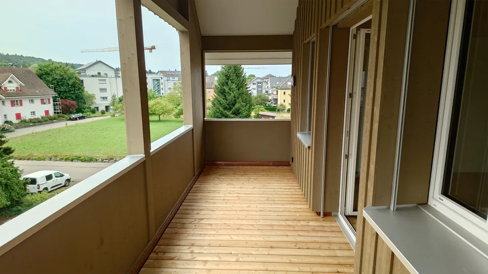Erstbezug – modernes Loft mit grosszügiger Loggia und viel Natur