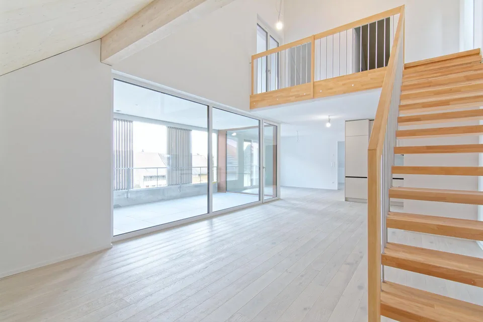 Attraktive 4.5-Zimmer-Dachgeschosswohnung mit zwei Loggien
