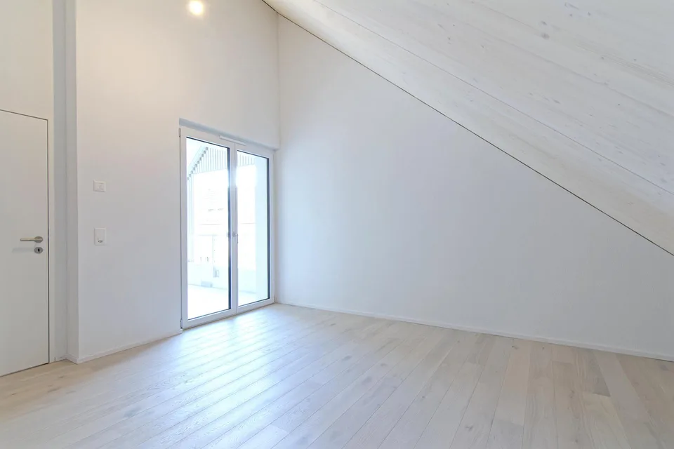 Attraktive 4.5-Zimmer-Dachgeschosswohnung mit zwei Loggien