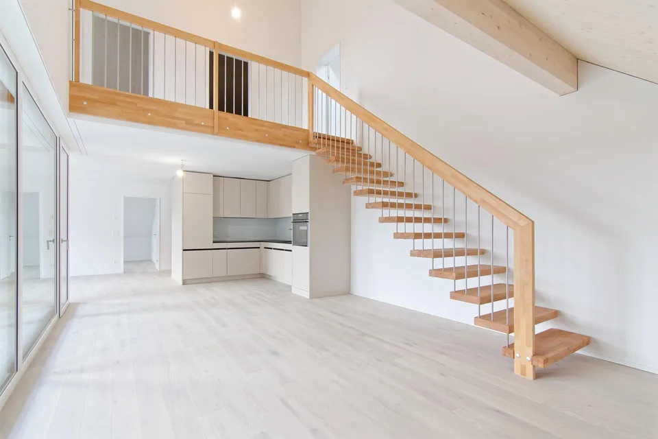 Attraktive 4.5-Zimmer-Dachgeschosswohnung mit zwei Loggien