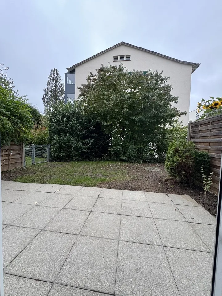 Wohnung mit Sitzplatz an zentraler Lage