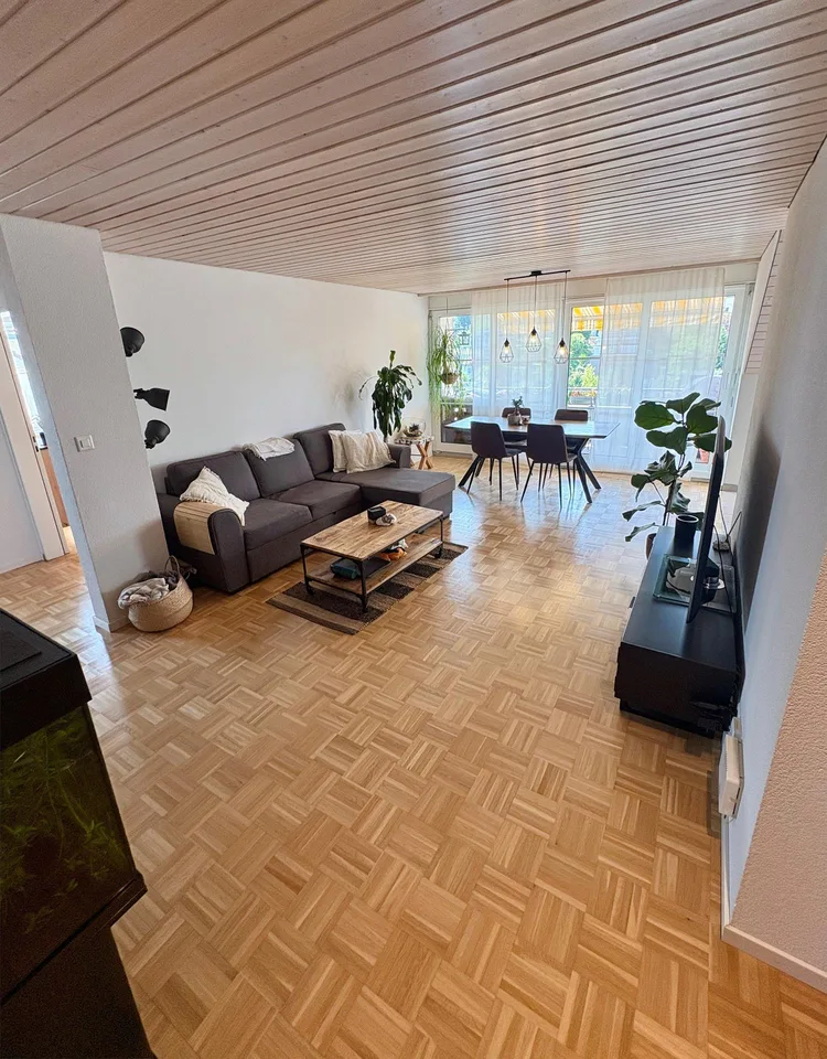 Grosszügige, sonnige 3 1/2 Zi-Dachwohnung