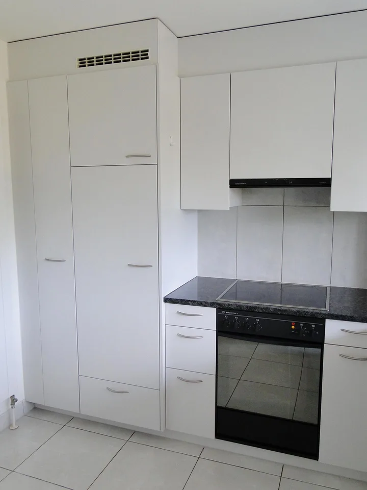 Schöne Singlewohnung mit grossem sonnigen Balkon im 2. OG