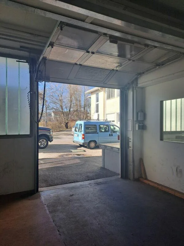 Large storage space (413 m²) in the west of St. Gallen