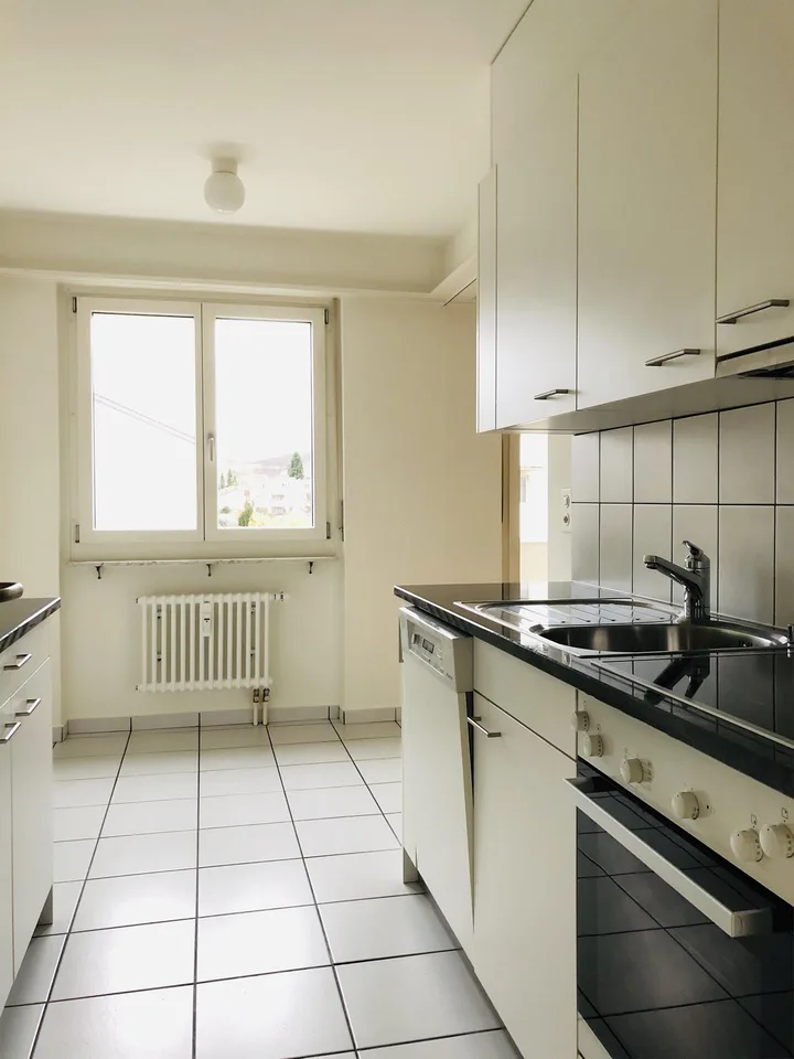 Appartamento di 2 camere accogliente in un quartiere tranquillo
