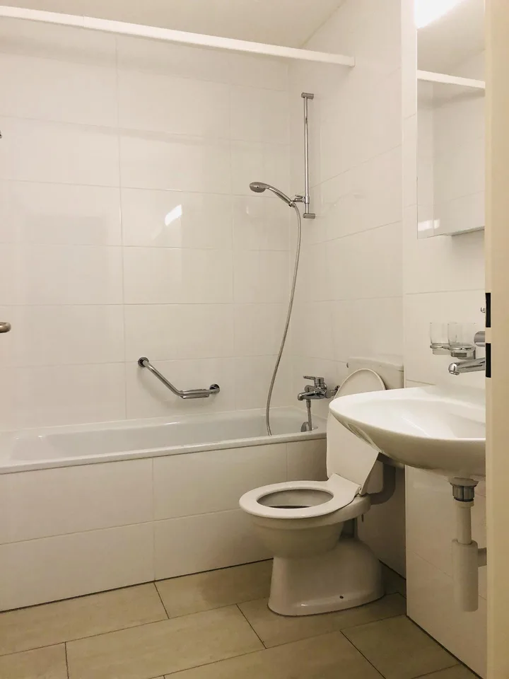Appartamento di 2 camere accogliente in un quartiere tranquillo