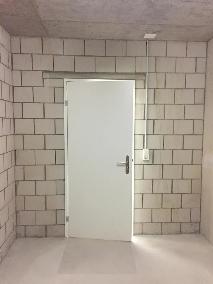 Exklusive Wohnung - bis 5m Raumhöhe - Blick auf die Lägern