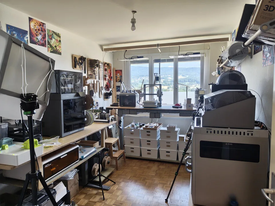 helle 3.5-Zimmer-Wohnung mit Balkon befristet Oktober 26- April 28