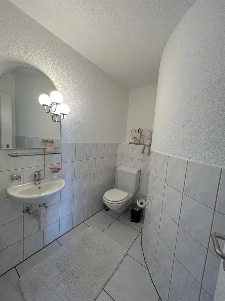 4.5-Zimmer-Wohnung mit Seeblick, grosser Dachterrasse & privatem Seezugang