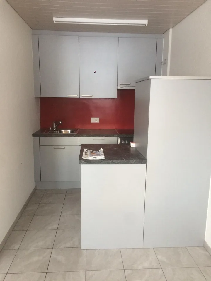 Schöne 2.5 Zimmer Wohnung mit Blick auf Mels und Umgebung