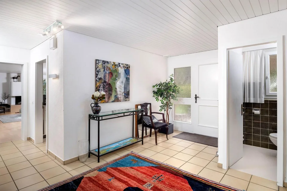 Grosszügiges Terrassenhaus mit Weitsicht und viel Privatsphäre