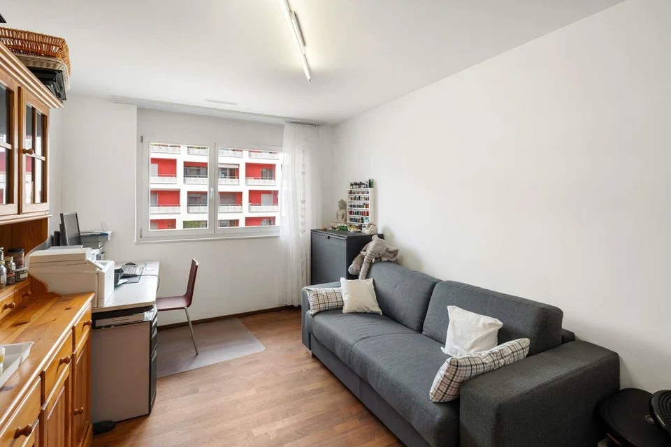 Appartement spacieux 5.5 pièces avec vue lointaine et orientation ensoleillée