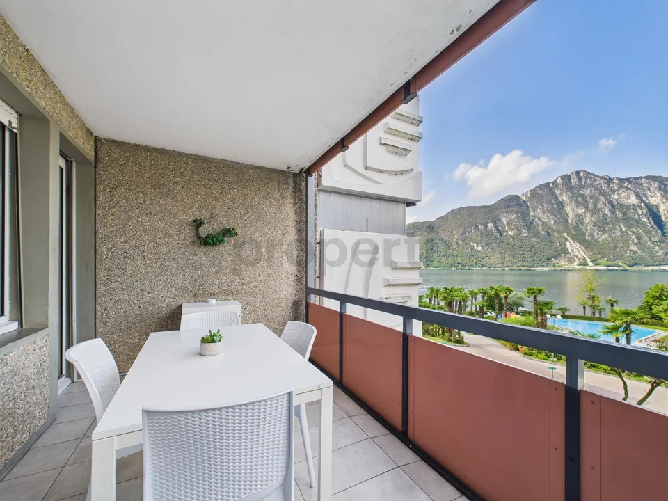 Appartement 2,5 pièces avec vue sur le lac et piscine communale - idéal comme résidence principale, secondaire ou investissement pour location courte durée!