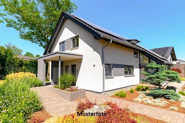 *Einfamilienhaus*