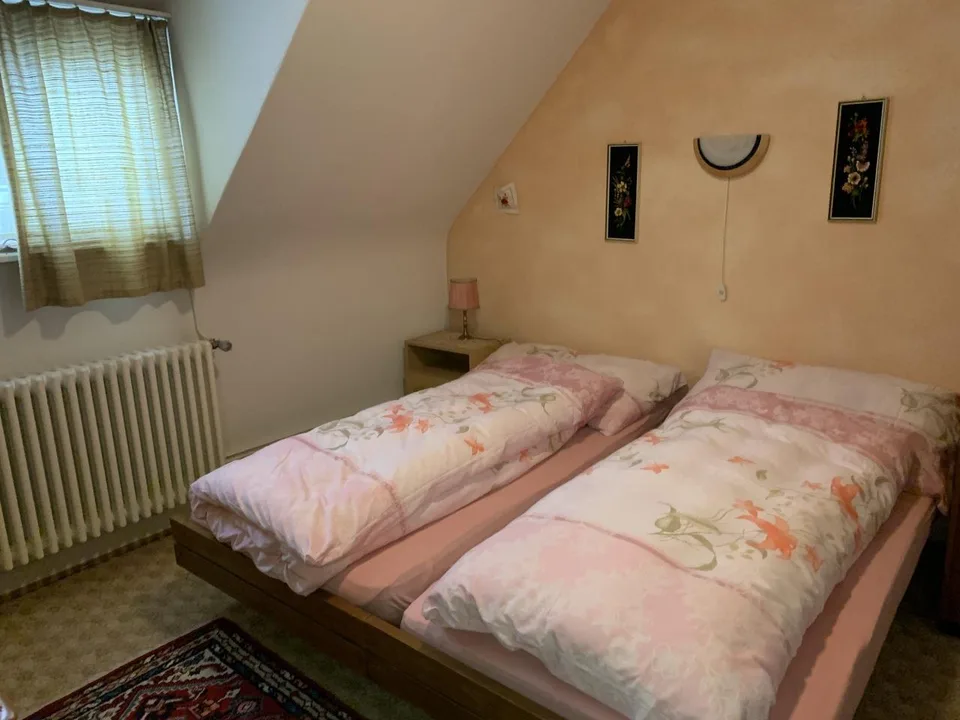 Reihen-EFH mit Garten und separater Gargenparzelle im Bieterverfahren