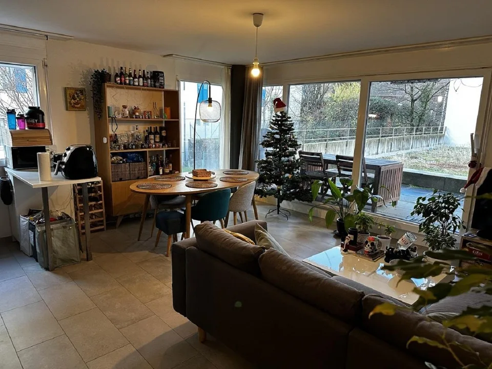 Moderne 2 pièces appartement avec balcon à Lausanne-Sévelin