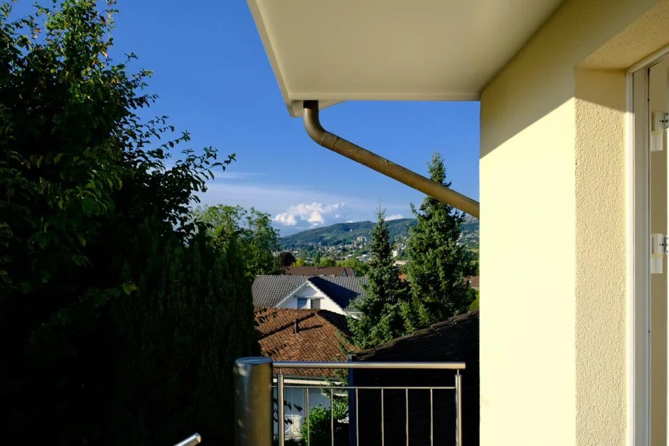 Incantevole appartamento di 2,5 locali con vista sul verde ad Aesch BL