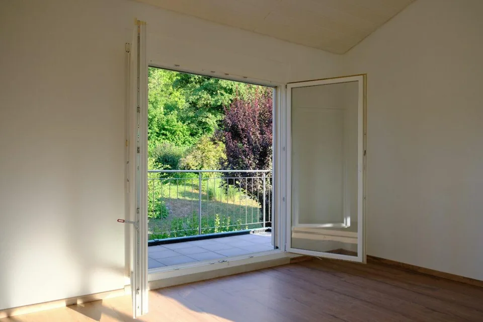 Incantevole appartamento di 2,5 locali con vista sul verde ad Aesch BL