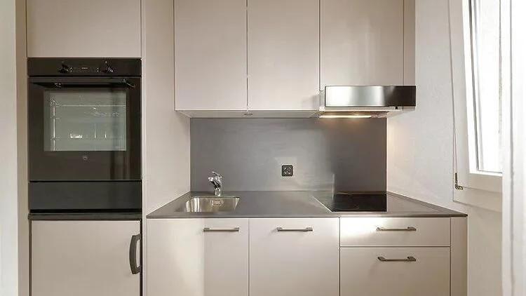 2 ZI-WOHNUNG IN BERN, MÖBLIERT, TEMPORÄR