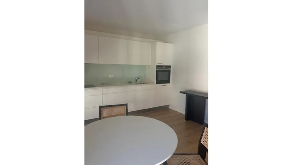 2 ZI-WOHNUNG IN ZÜRICH - KREIS 8 SEEFELD/MÜHLEBACH, MÖBLIERT, TEMPORÄR