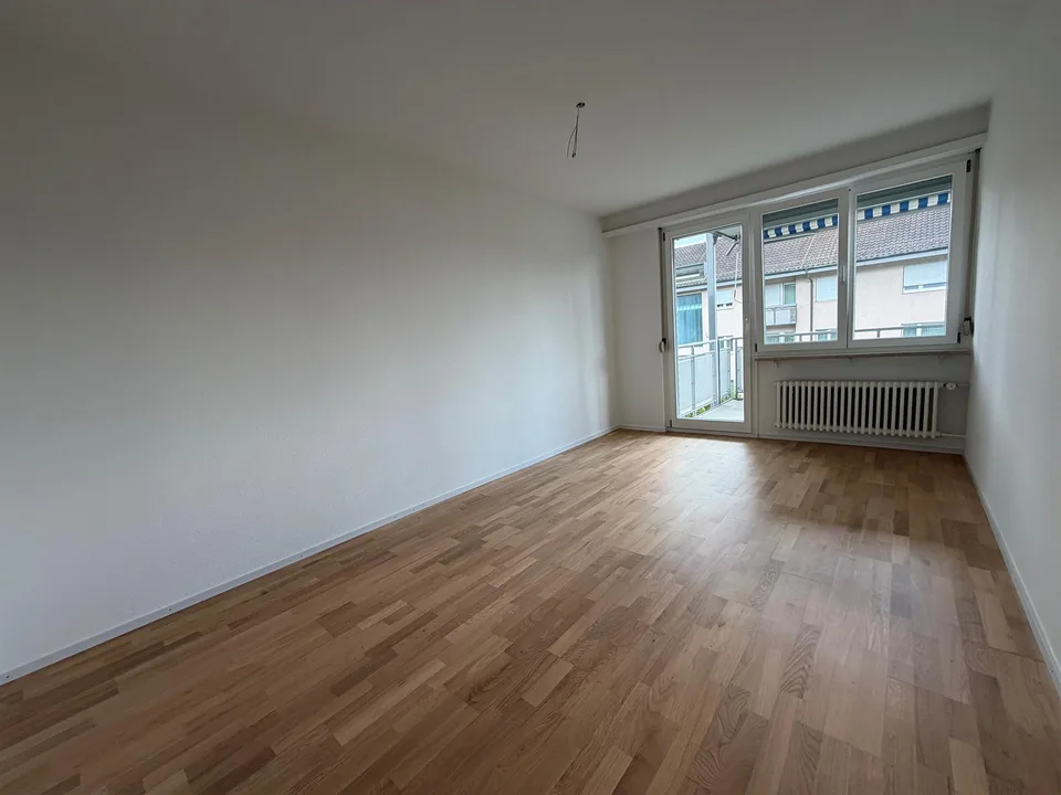 Appartement fraîchement rénové avec équipement de haute qualité dans une petite maison multifamiliale