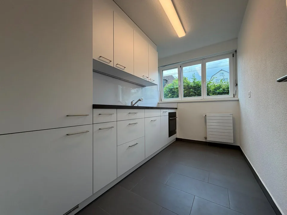 Appartement fraîchement rénové avec équipement de haute qualité dans une petite maison multifamiliale