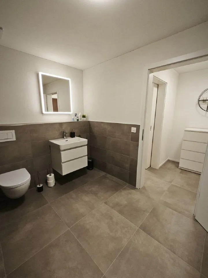 Helle 2.5-Zimmer-Wohnung an zentraler Lage in Lyss