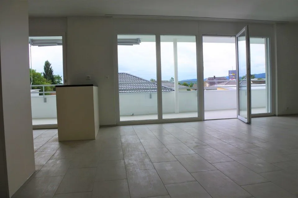 Bright 3.5-room new apartment near Aarau
