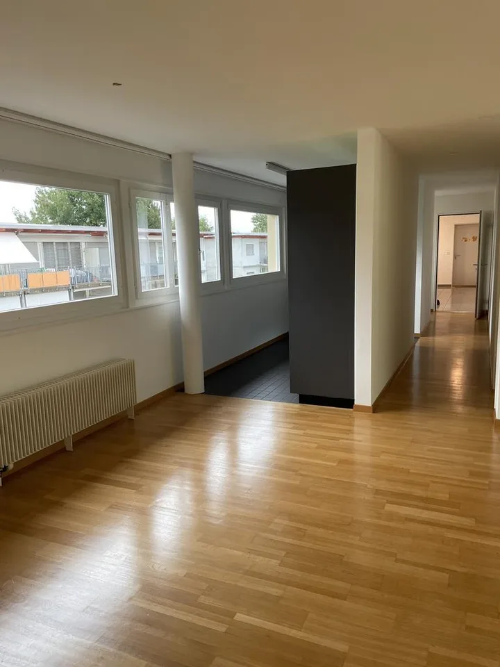 Grosszügige 4.5-Zimmerwohnung