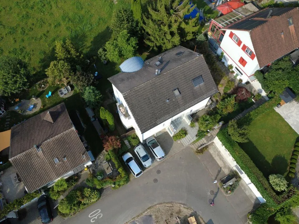 3.5 Zimmer Wohnung in 3-Familienhaus