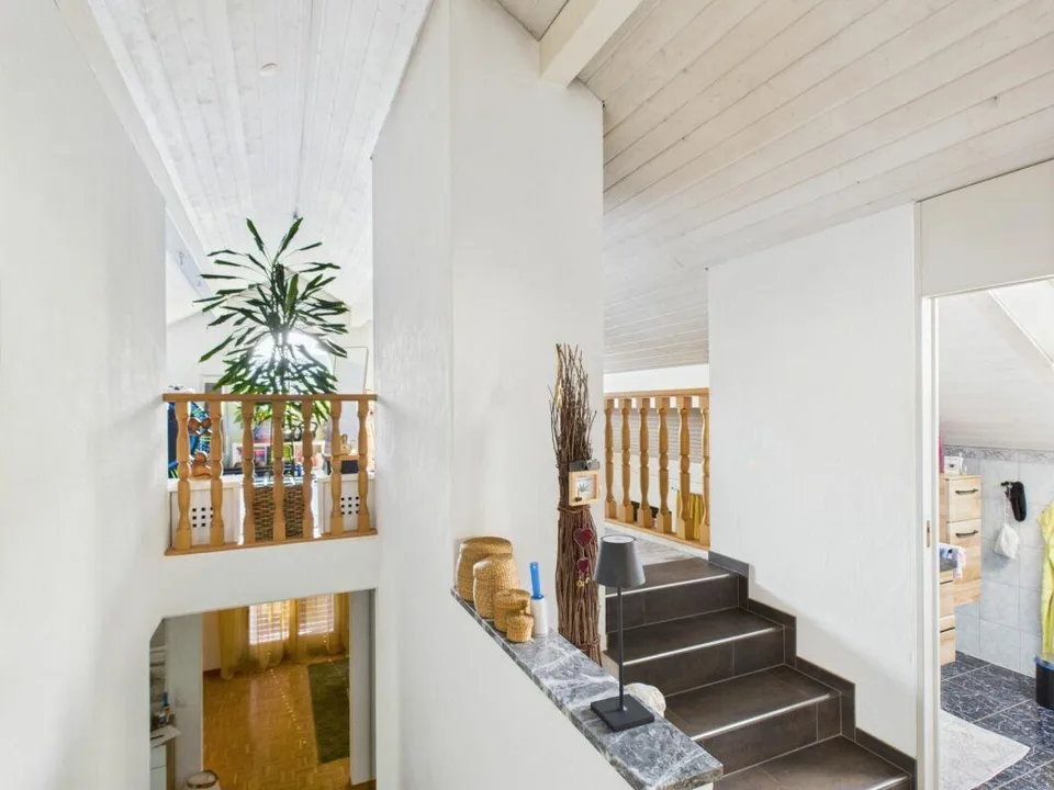3.5 Zimmer Wohnung in 3-Familienhaus