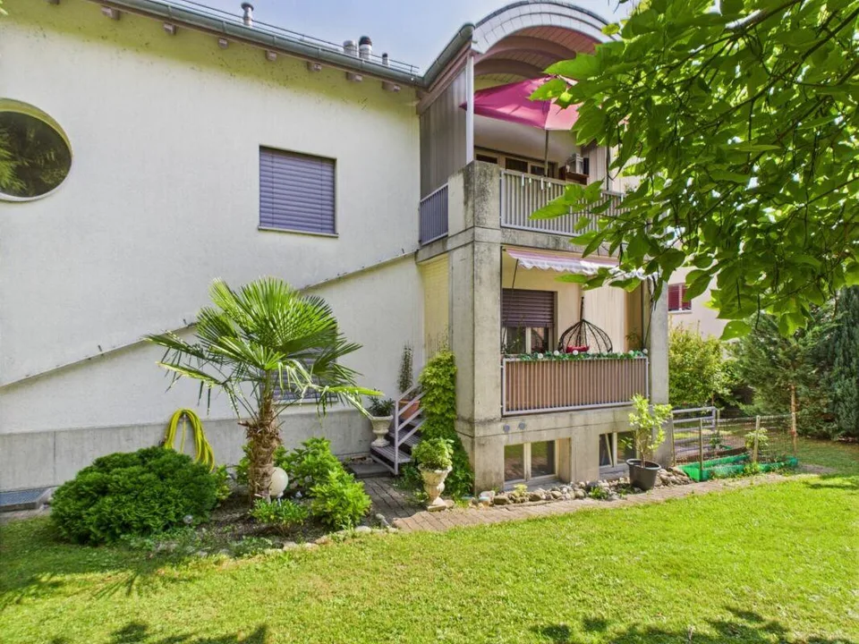3.5 Zimmer Wohnung in 3-Familienhaus