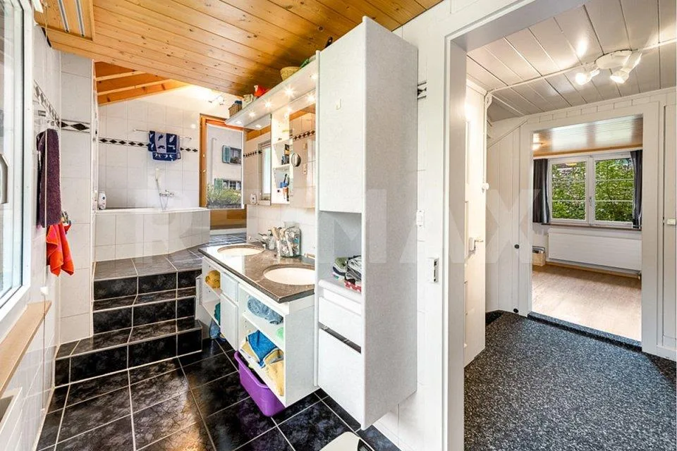 Maison unifamiliale de 5½ pièces dans un bel emplacement