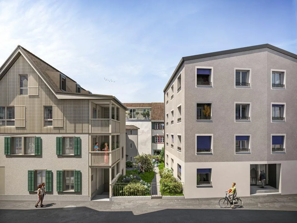 Der Dorfplatz erwacht zu neuem Leben