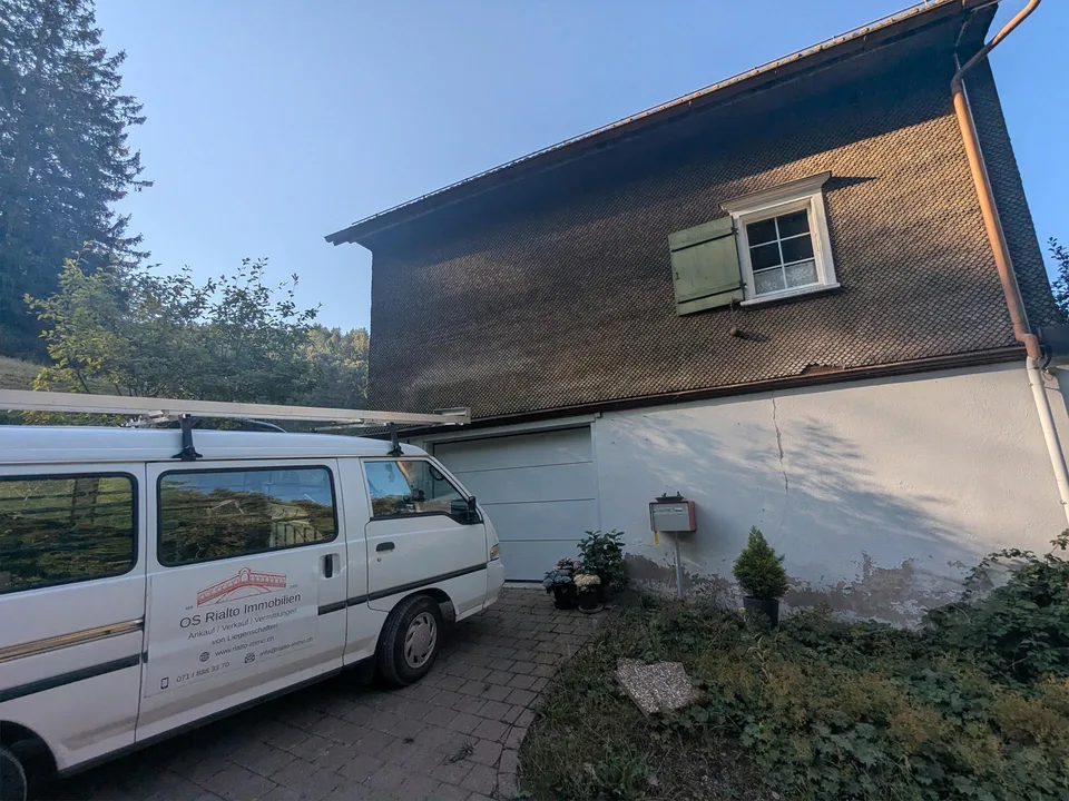 Hausteil ohne Scheune an Alleinlage