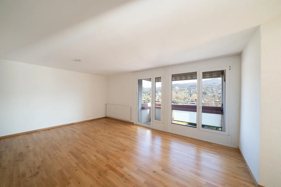 Schöne 4.5 Zimmerwohnung mit fantastischer Aussicht!