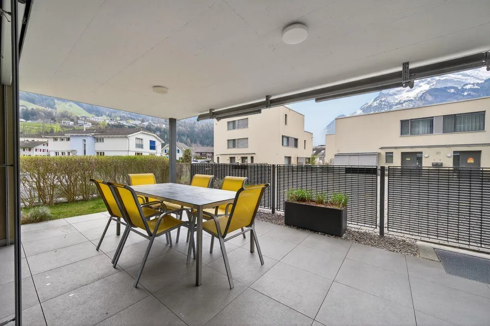 Garden apartment in family-friendly neighborhood - property swap possible!