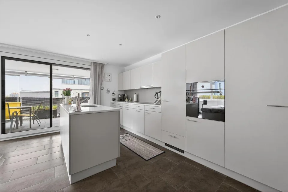 Garden apartment in family-friendly neighborhood - property swap possible!