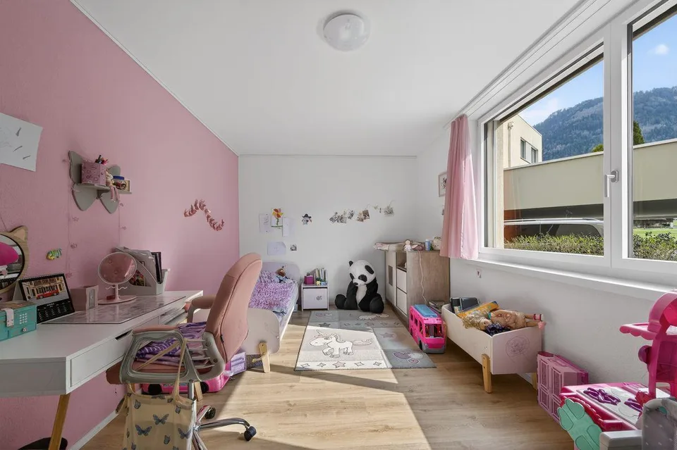 Garden apartment in family-friendly neighborhood - property swap possible!