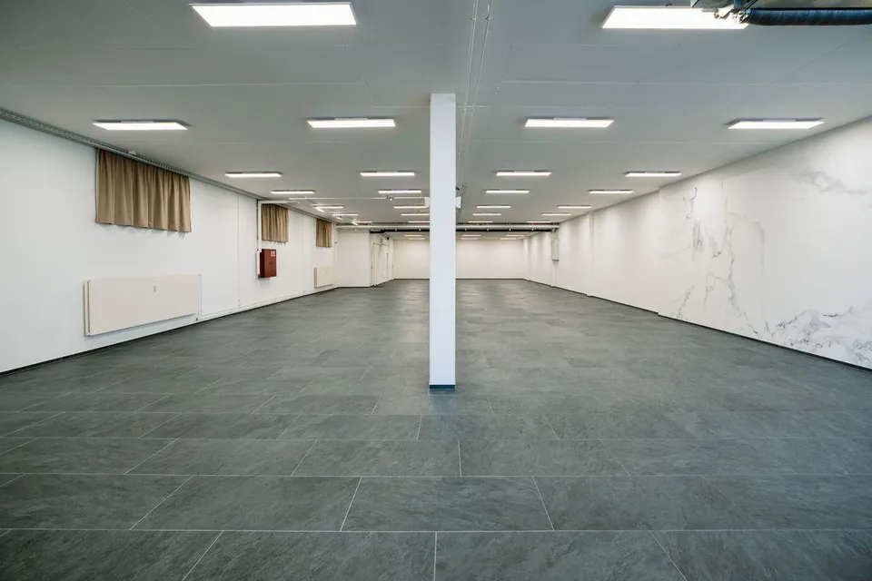 Showroom an bester Lage im Kanton Zug