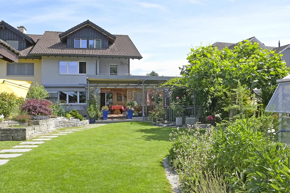 Ein Zuhause mit Raum zum Wohnen und Arbeiten
